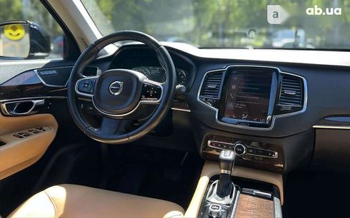 Volvo XC90 2016 - фото 18