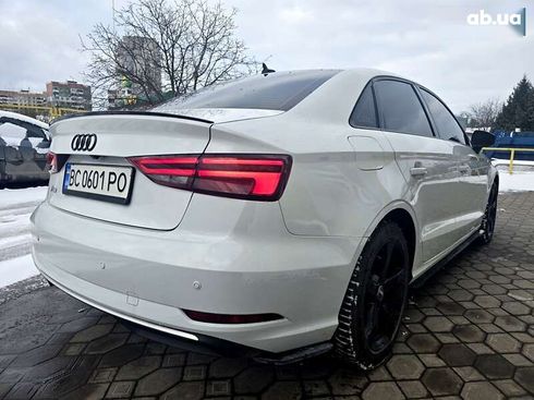 Audi A3 2018 - фото 26