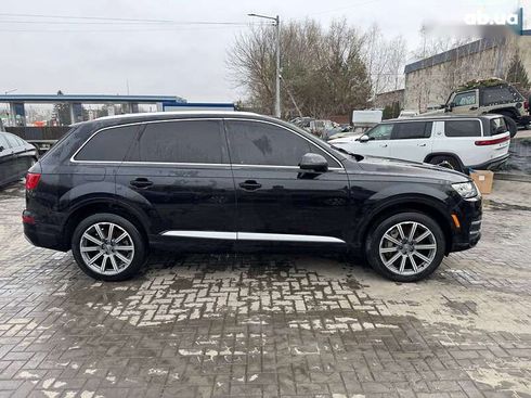 Audi Q7 2018 - фото 6