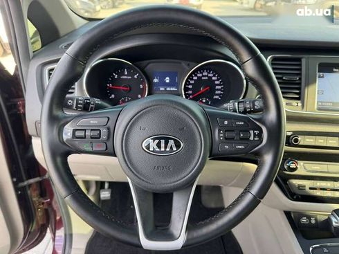 Kia Carnival 2016 - фото 10