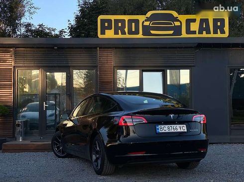 Tesla Model 3 2022 - фото 4