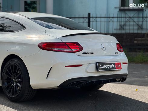 Mercedes-Benz C-Класс 2016 белый - фото 13