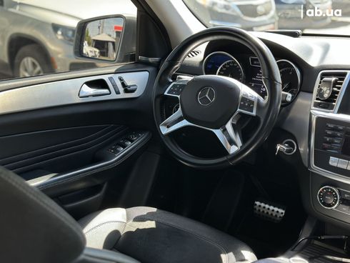 Mercedes-Benz M-Класс 2012 серый - фото 20
