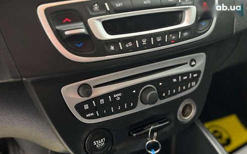 Renault Megane 2010 - фото 25