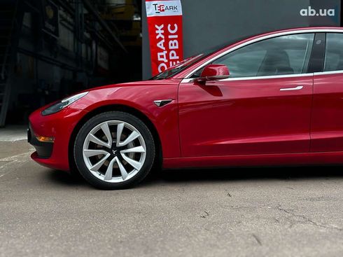 Tesla Model 3 2018 - фото 5