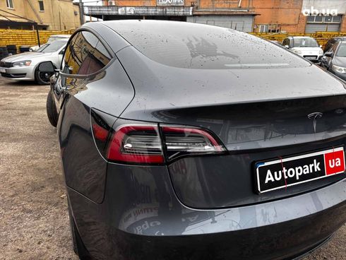Tesla Model 3 2022 серый - фото 29