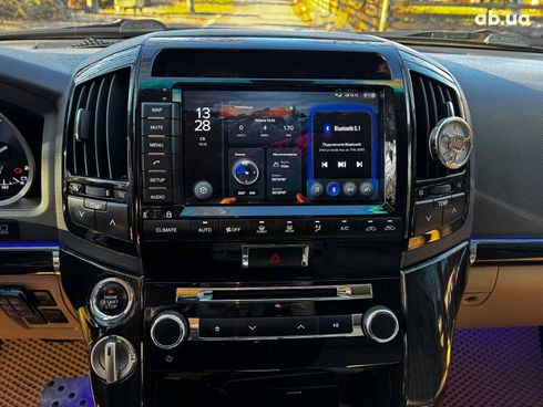 Toyota Land Cruiser 2012 черный - фото 24