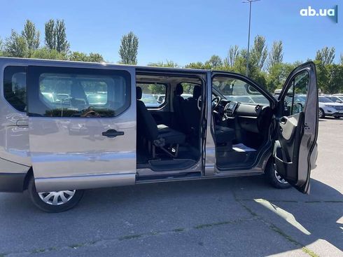 Renault Trafic 2019 - фото 15