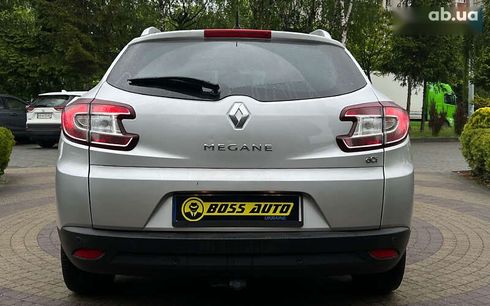 Renault Megane 2015 - фото 6