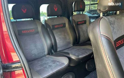 Renault Trafic 2009 - фото 14