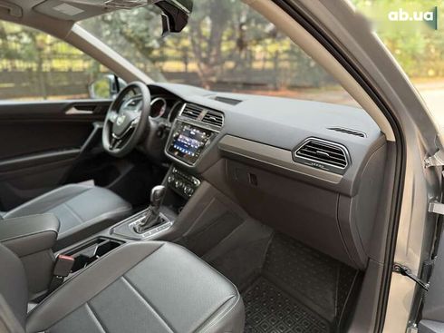 Volkswagen Tiguan 2021 - фото 28