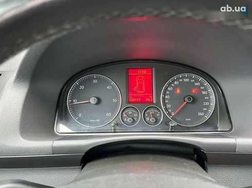 Volkswagen Touran 2008 - фото 14