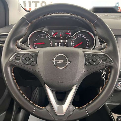 Opel Crossland X 2020 - фото 17