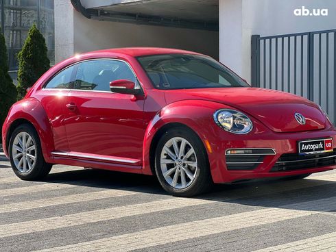 Volkswagen Beetle 2016 красный - фото 25