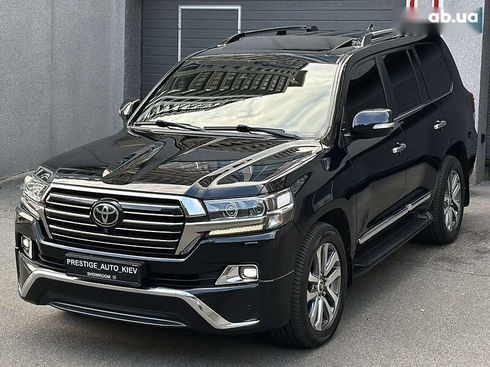 Toyota Land Cruiser 2017 - фото 8
