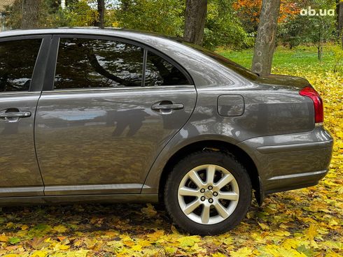 Toyota Avensis 2008 серый - фото 10