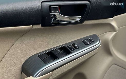 Toyota Camry 2013 - фото 11