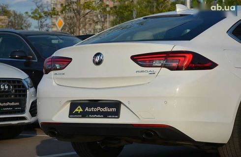 Buick Regal 2018 - фото 13