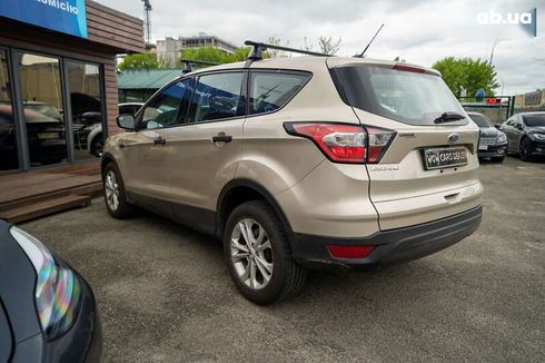 Ford Escape 2017 - фото 10