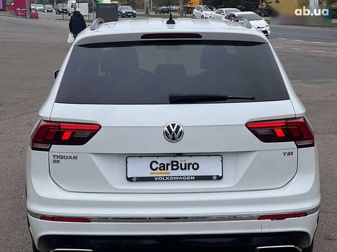 Volkswagen Tiguan 2018 - фото 13