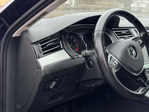 Volkswagen passat b8 2015 синий - фото 25