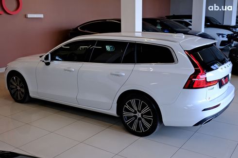 Volvo V60 2021 - фото 3