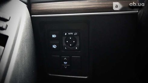 Toyota Land Cruiser Prado 2020 - фото 25