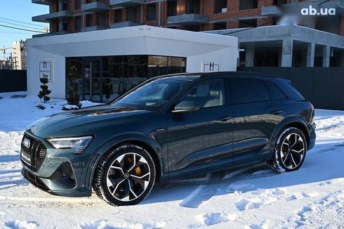 Audi e-tron S 2021 - фото 7