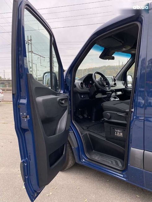Mercedes-Benz Sprinter 2021 - фото 23