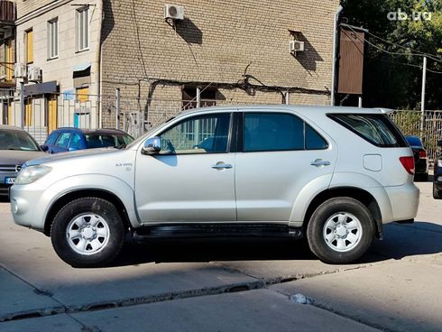 Toyota Fortuner 2006 серый - фото 4