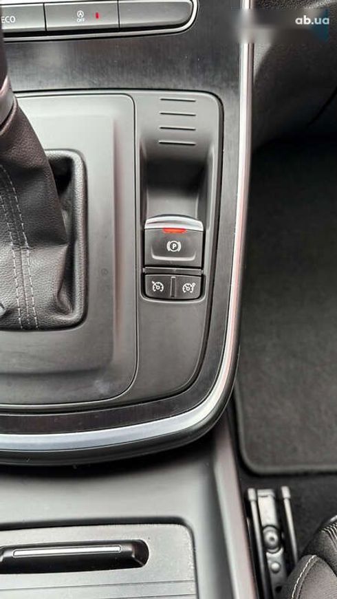 Renault Scenic 2017 - фото 29