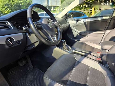 Volkswagen Jetta 2014 - фото 10