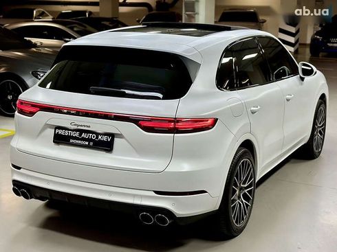 Porsche Cayenne 2019 - фото 20