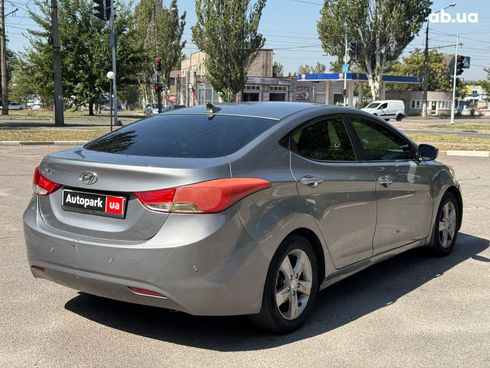 Hyundai Elantra 2011 серый - фото 5