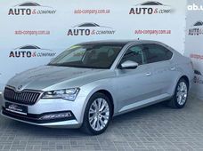 Продаж вживаних Skoda Superb 2020 року у Львові - купити на Автобазарі