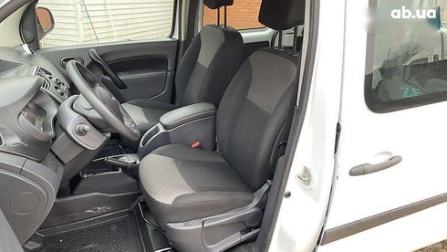 Renault Kangoo 2019 - фото 26