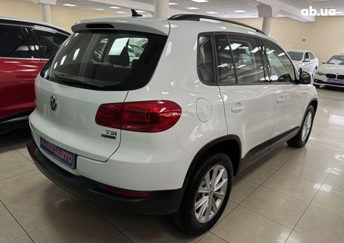 Volkswagen Tiguan 2017 белый - фото 6