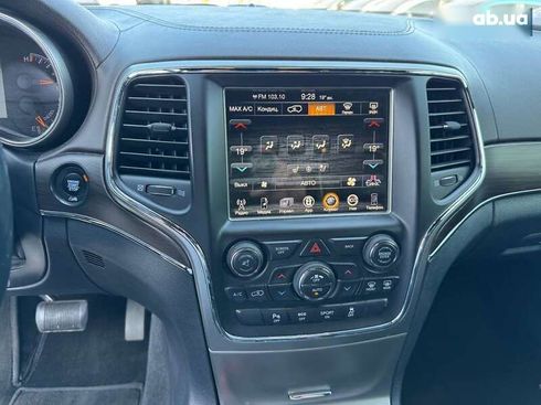 Jeep Grand Cherokee 2017 - фото 15
