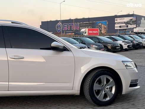 Skoda octavia a7 2018 белый - фото 11