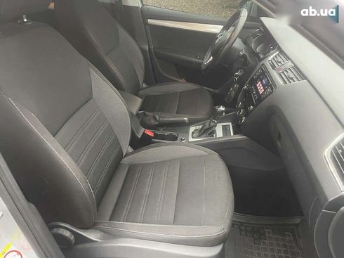Skoda Octavia 2017 - фото 23