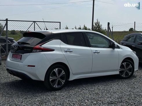 Nissan Leaf 2020 - фото 4