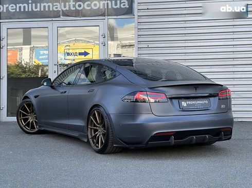 Tesla Model S 2022 - фото 11