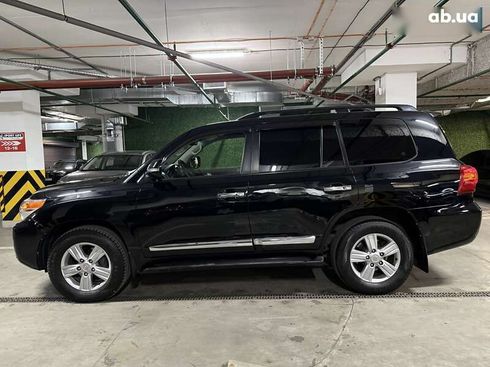 Toyota Land Cruiser 2012 - фото 9