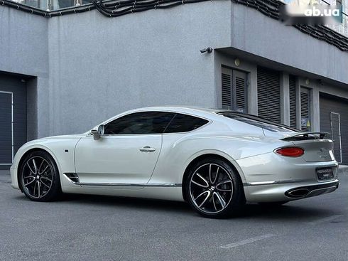 Bentley Continental GT 2018 - фото 23