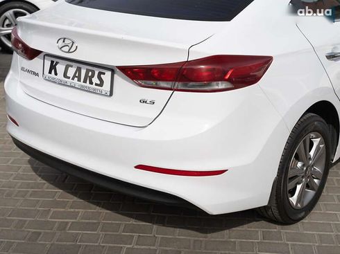 Hyundai Elantra 2018 - фото 8