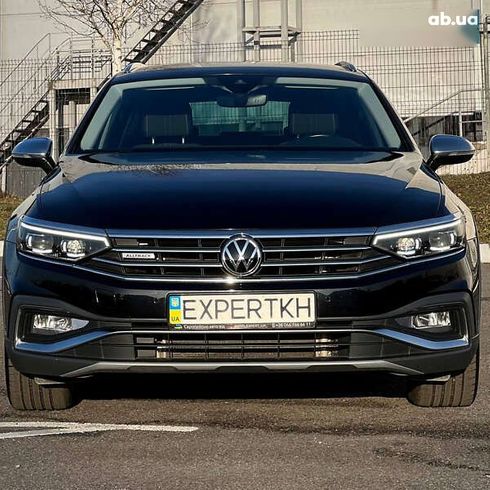 Volkswagen passat alltrack 2020 - фото 8