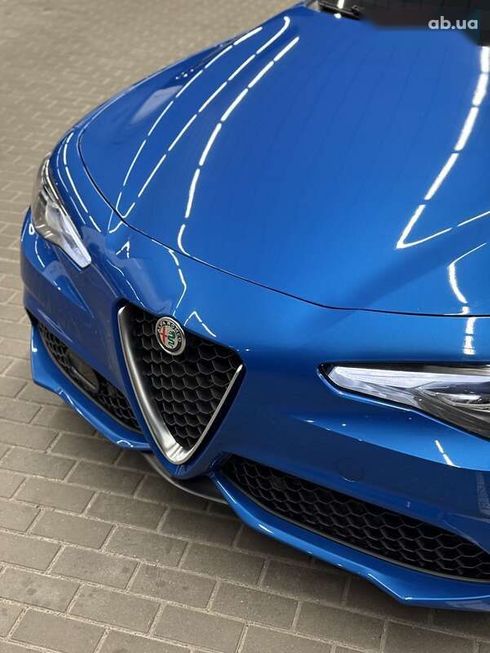 Alfa Romeo Giulia 2017 - фото 3