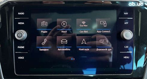 Volkswagen Passat 2018 - фото 30