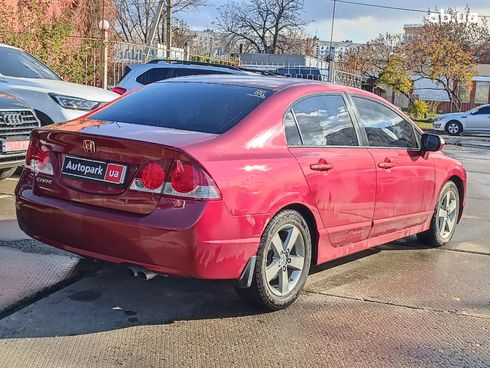 Honda Civic 2008 красный - фото 7