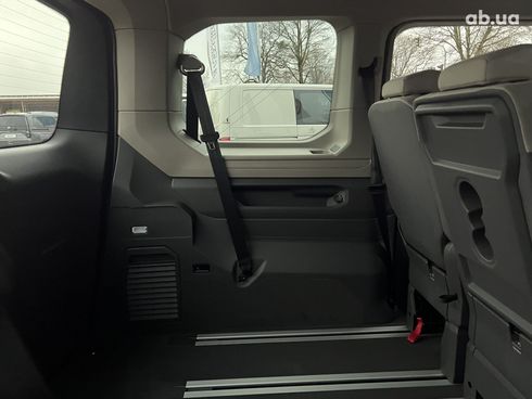 Volkswagen Multivan 2022 - фото 25